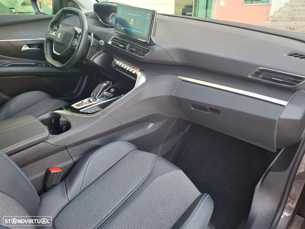 Peugeot 3008 1.2 PureTech Allure Pack EAT8 - 41