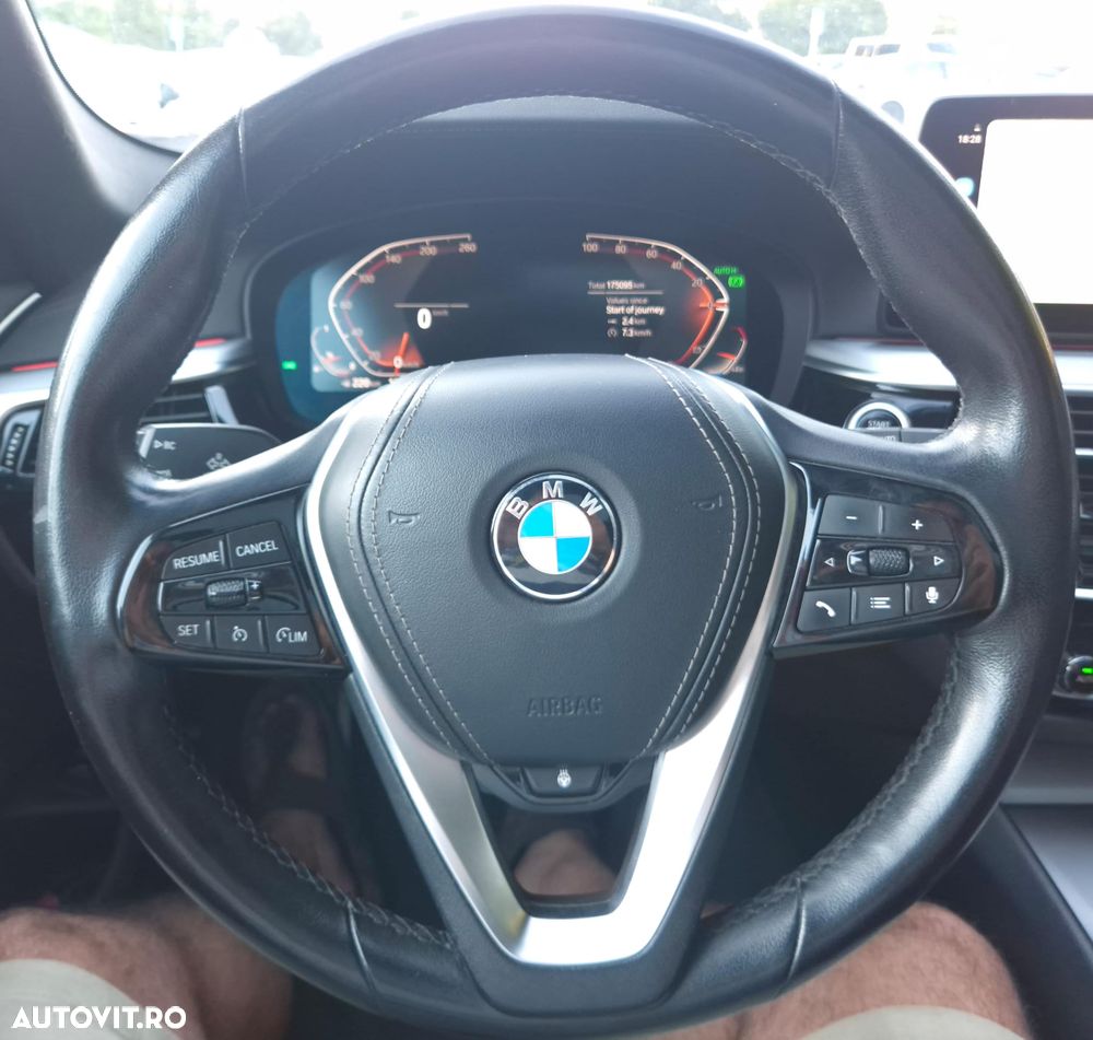BMW 5 Series 2020 — imagine 17