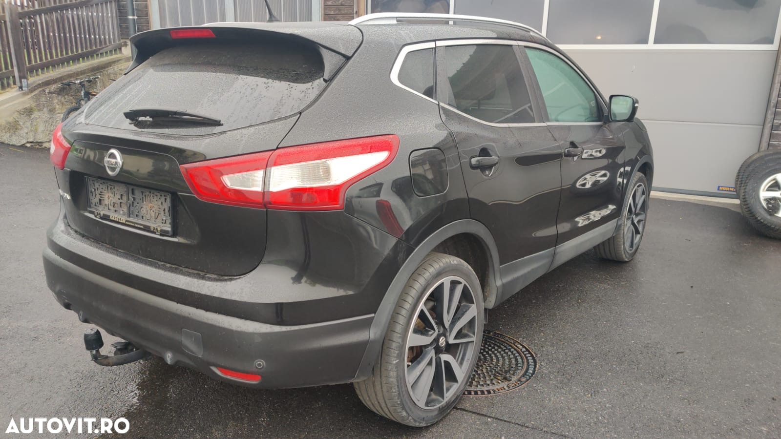 Nissan Qashqai 1.6 DCI ALL-MODE 4x4i TEKNA+ - 3