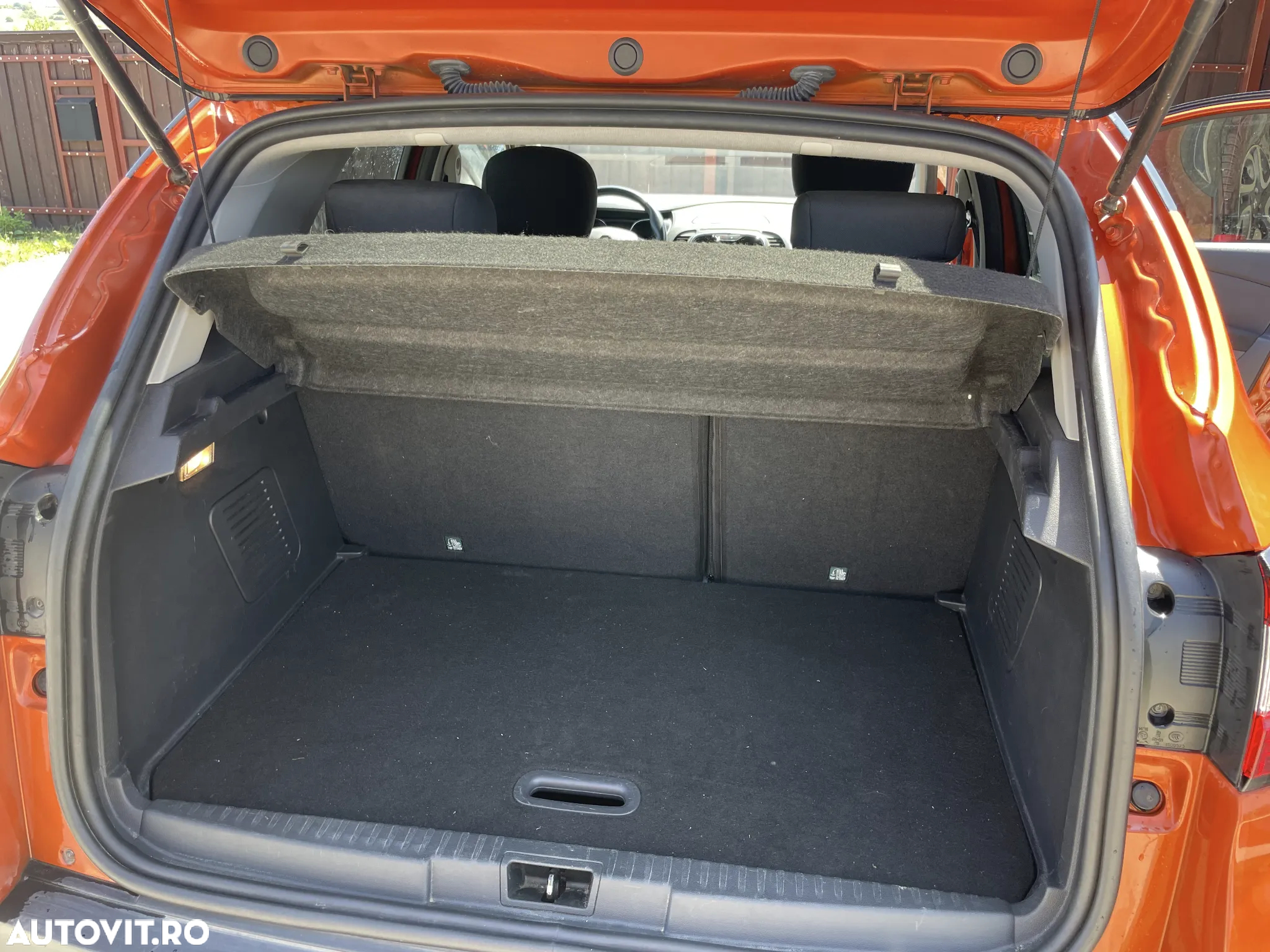 Renault Captur - 12