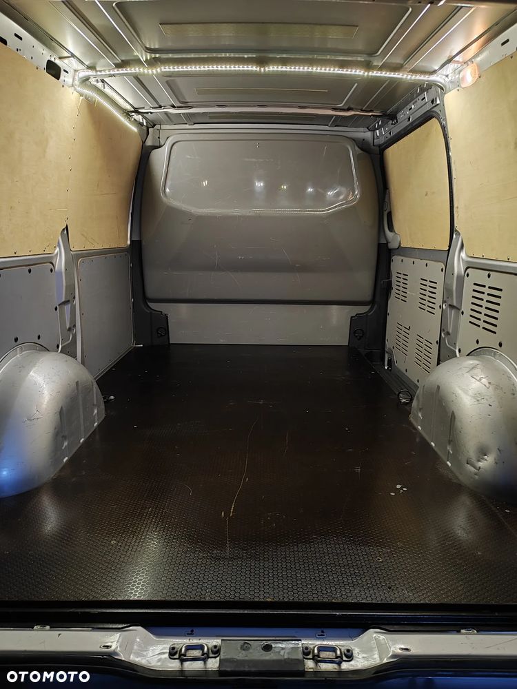 Mercedes-Benz VITO - 18