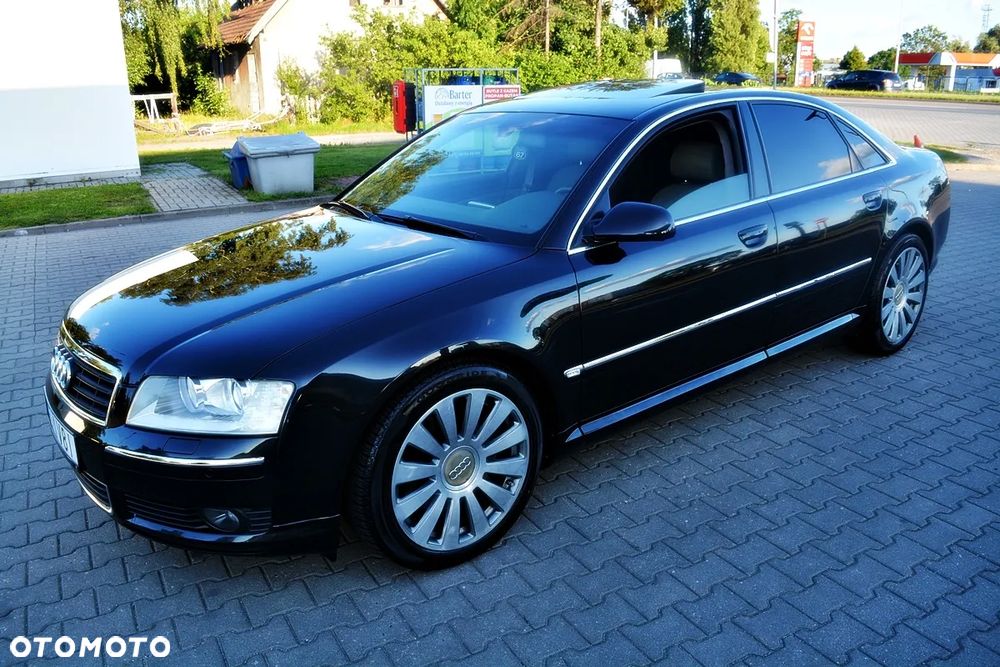 Audi A8 4.2 Quattro - 21