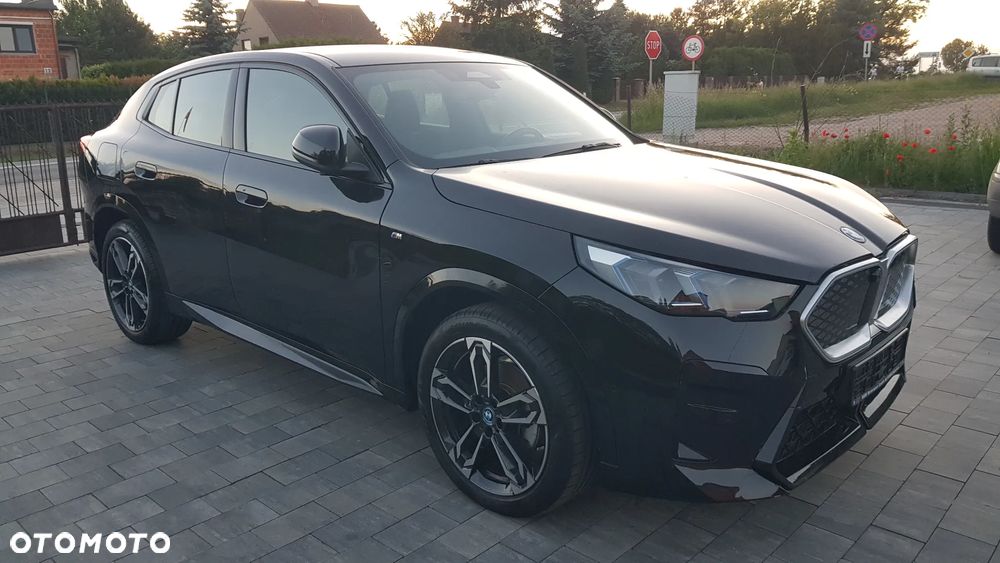 BMW iX2 - 7