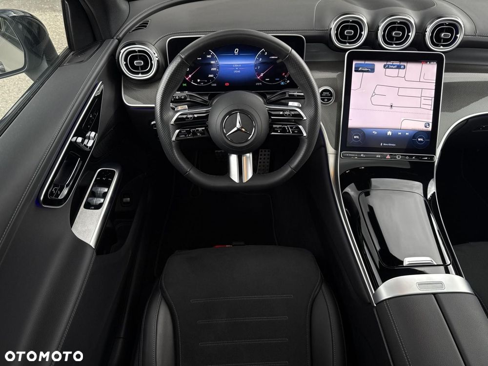 Mercedes-Benz GLC - 14