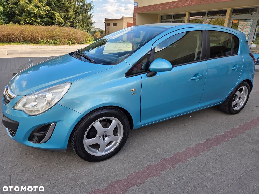 Opel Corsa 1.4 16V Satellite - 9