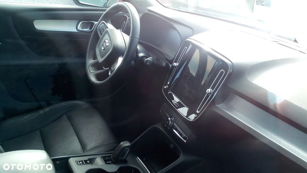 Volvo XC 40 T4 Plug-In Hybrid Plus Bright - 6