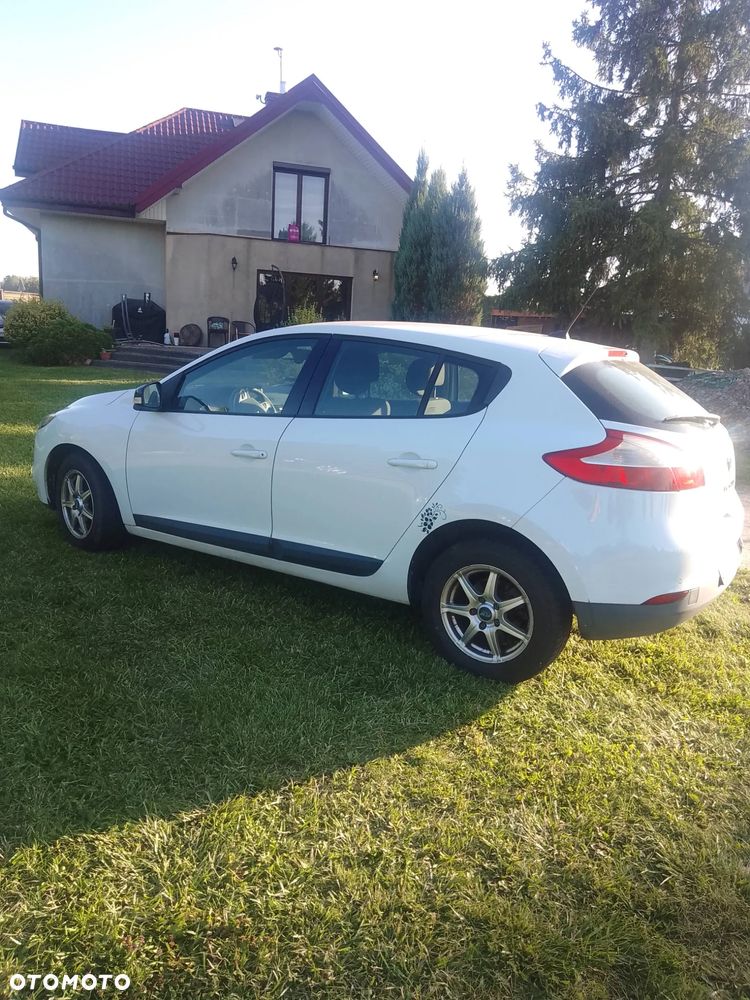 Renault Megane 1.5 dCi Dynamique - 2