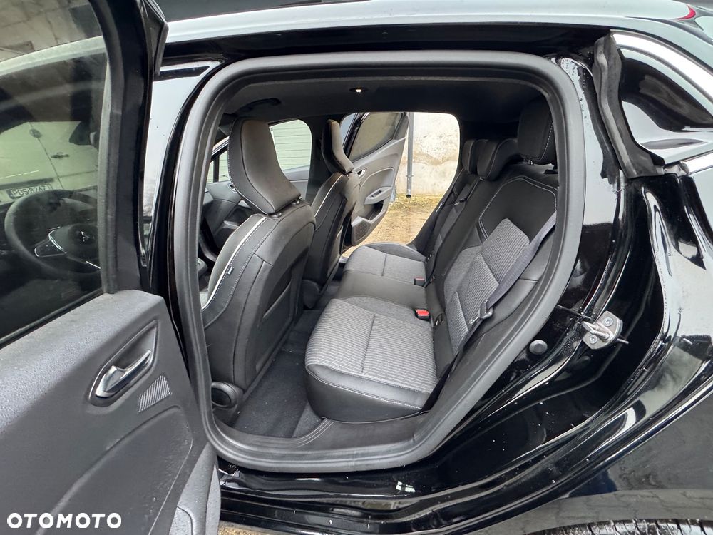 Mitsubishi Colt - 10