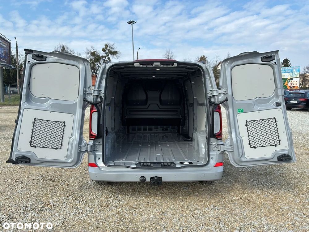 Volkswagen Transporter T7 Furgon EDITION Automat/L2H1, 2.0 TDI 150 KM, r.o. 3500 mm - 11