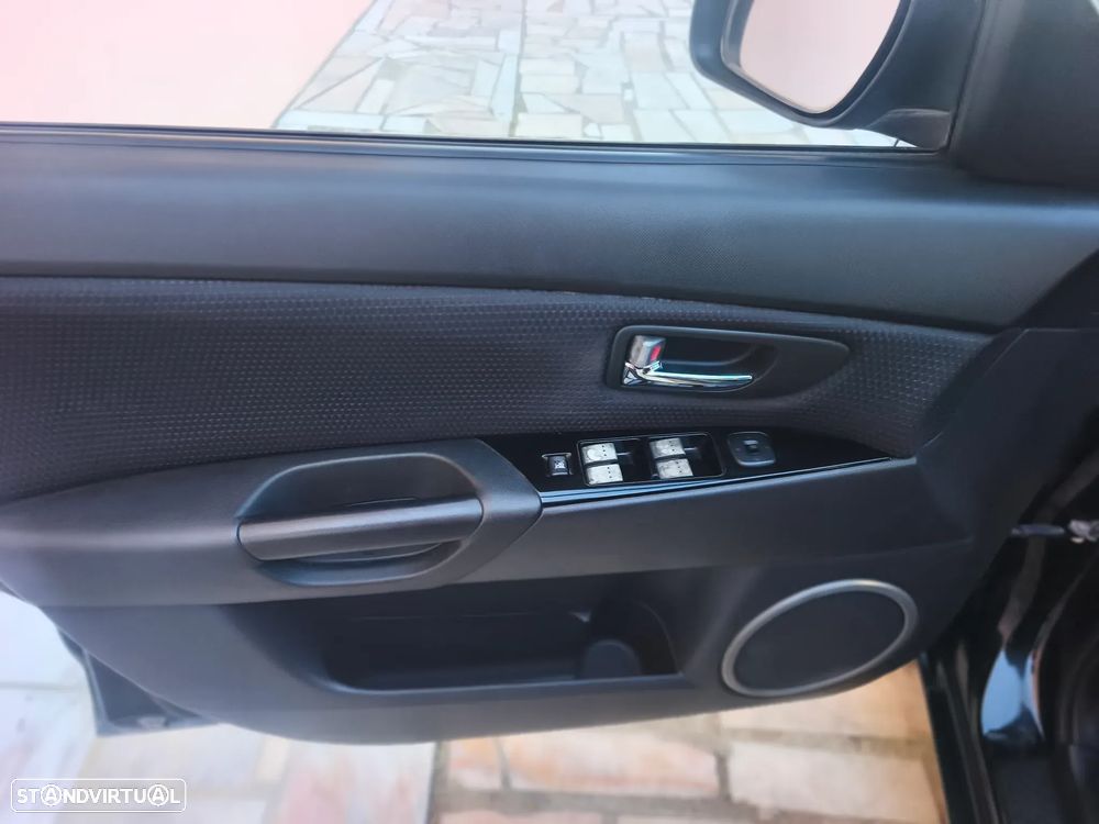 Mazda 3 Hatchback MZ-CD 1.6 Exclusive - 10