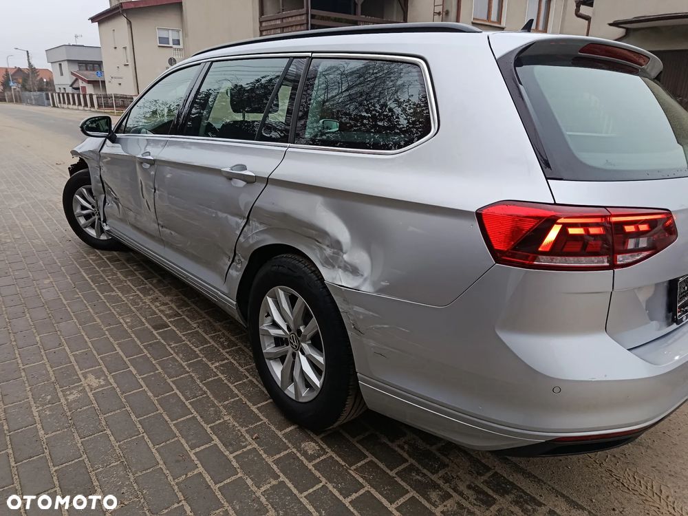 Volkswagen Passat 2.0 TDI SCR DSG - 31