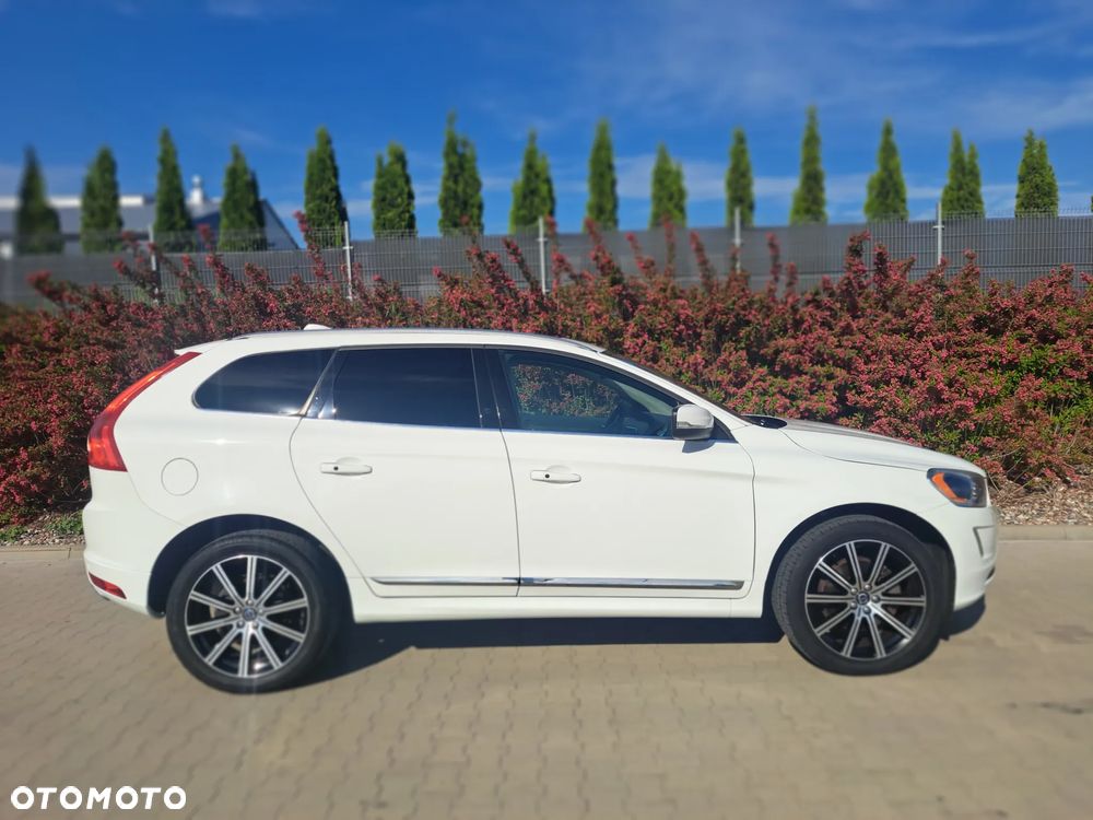 Volvo XC 60 T6 AWD Edition Pro - 2