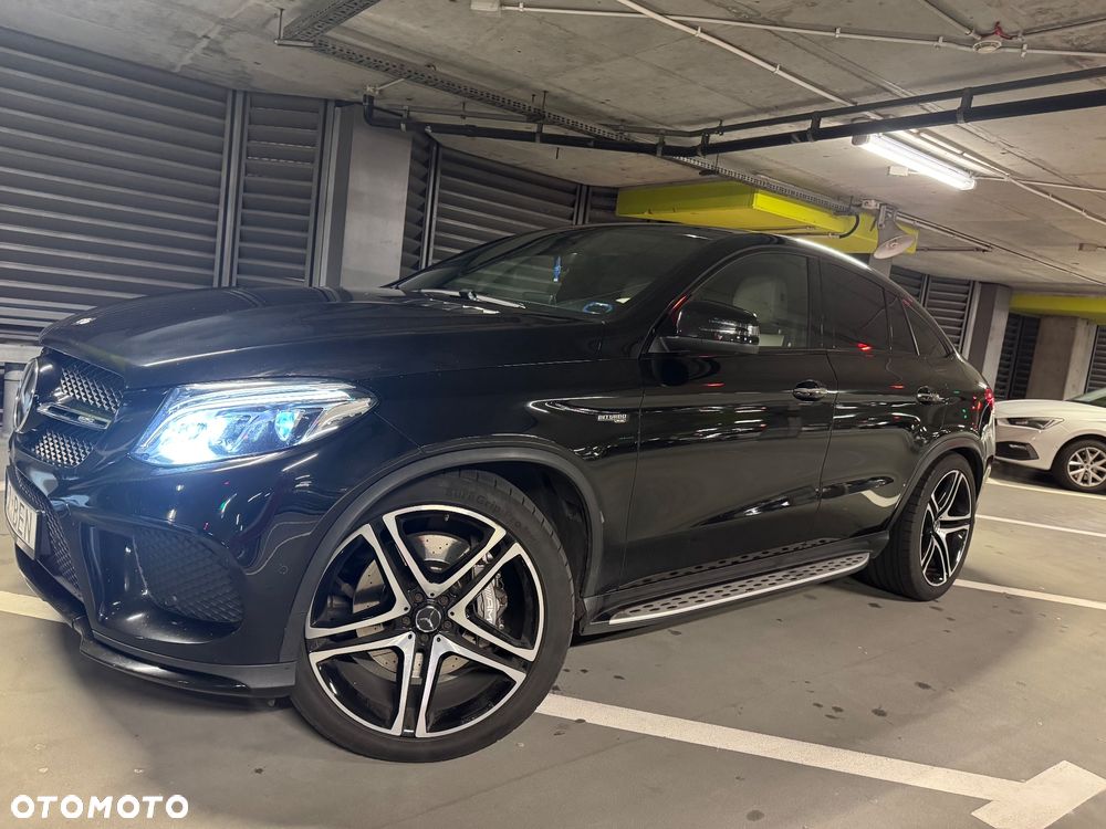 Mercedes-Benz GLE AMG Coupe 43 4-Matic - 30
