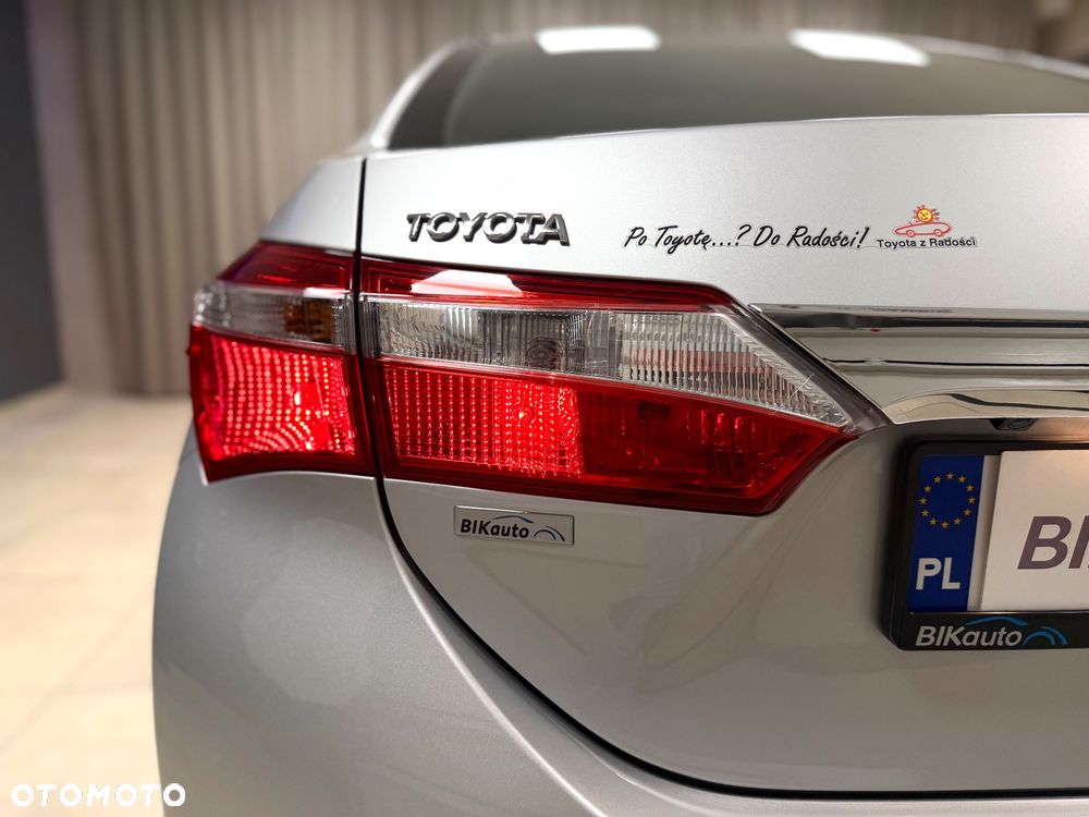 Toyota Corolla 1.6 Premium EU6 - 29