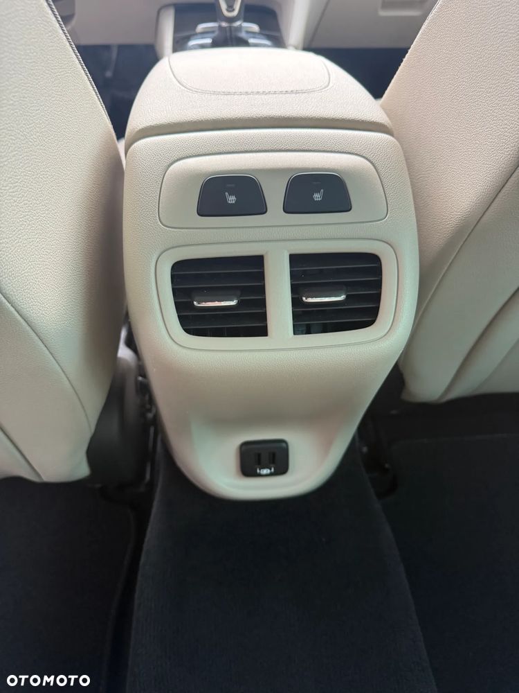 Opel Insignia - 22