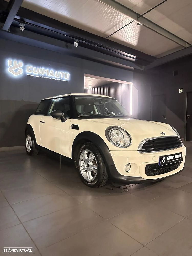 MINI 3 Portas One D - 2