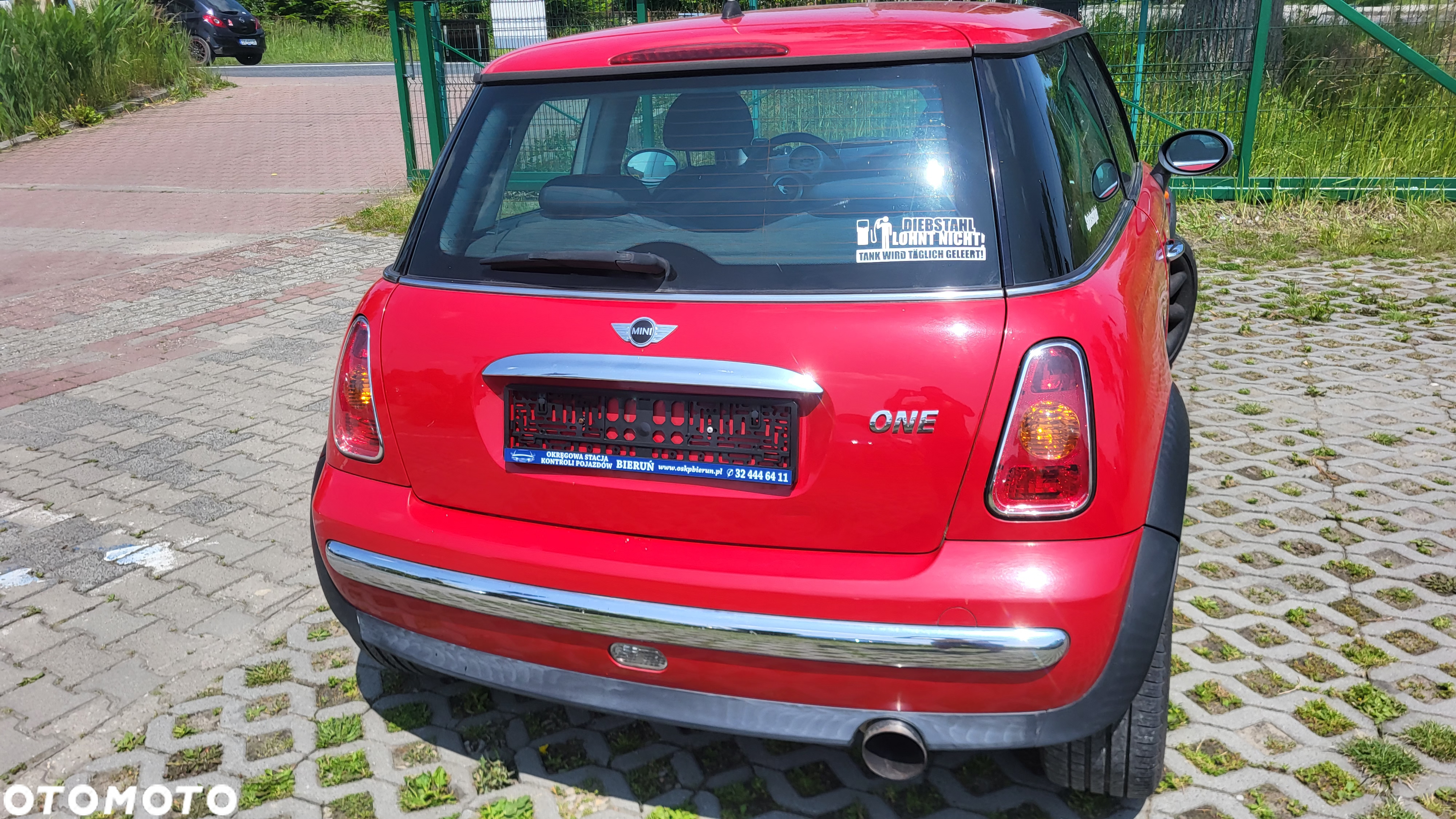 MINI ONE - 18