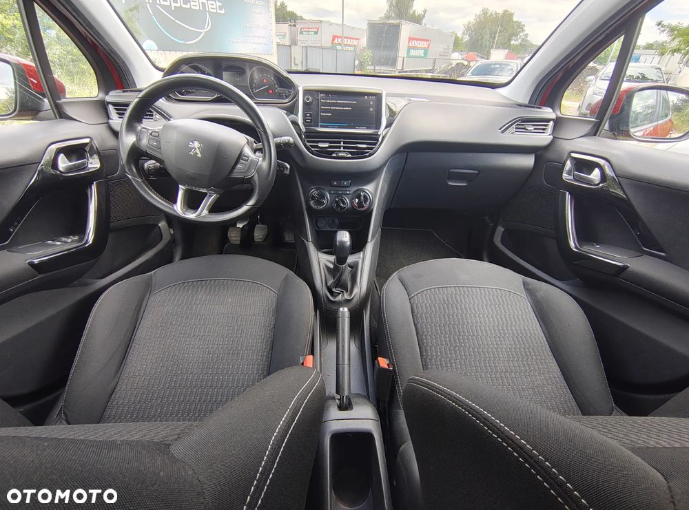 Peugeot 208 - 20