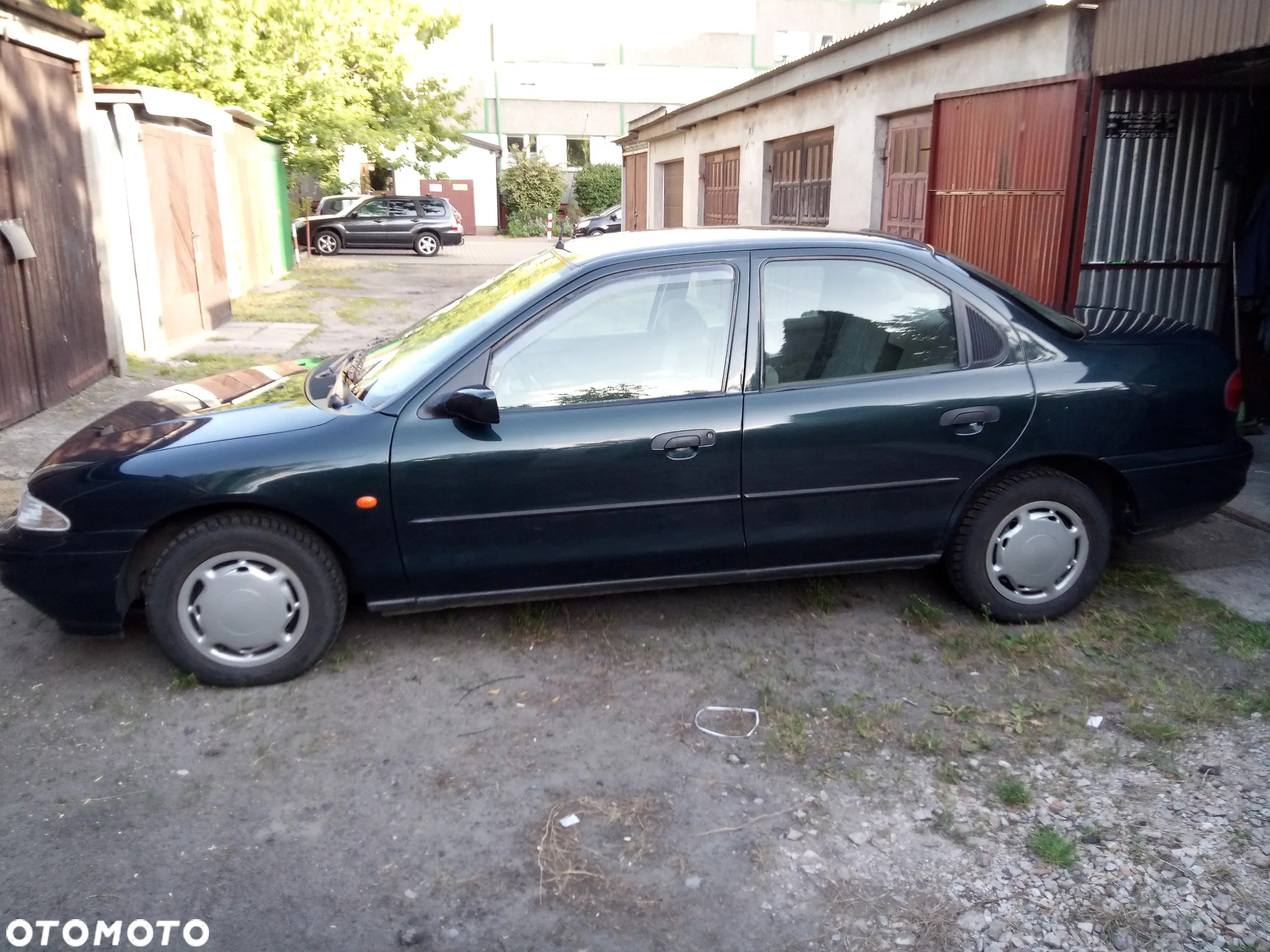 Ford Mondeo 1.8 GLX - 10