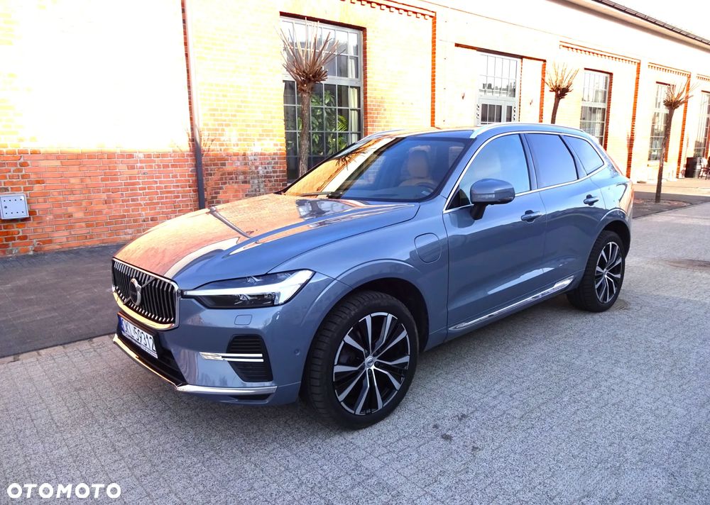 Volvo XC 60 T8 Plug-In Hybrid AWD Ultra Dark - 25