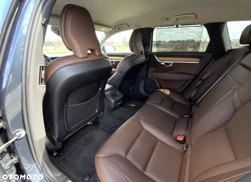 Volvo V90 D4 Geartronic Inscription - 36