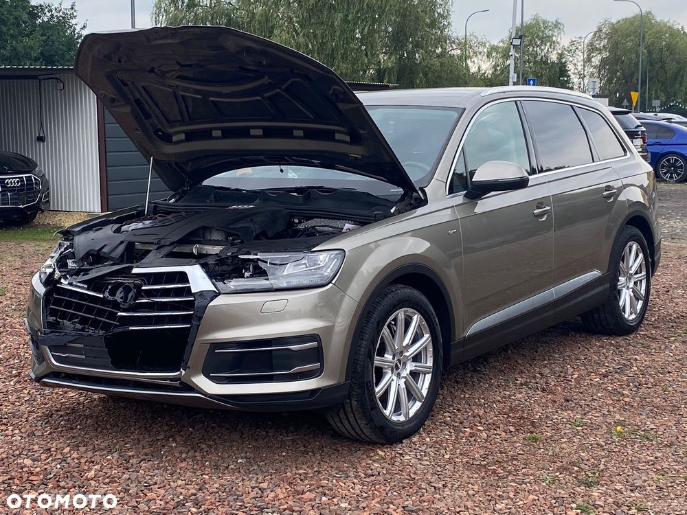 Audi Q7 3.0 TDI Quattro Tiptronic - 7