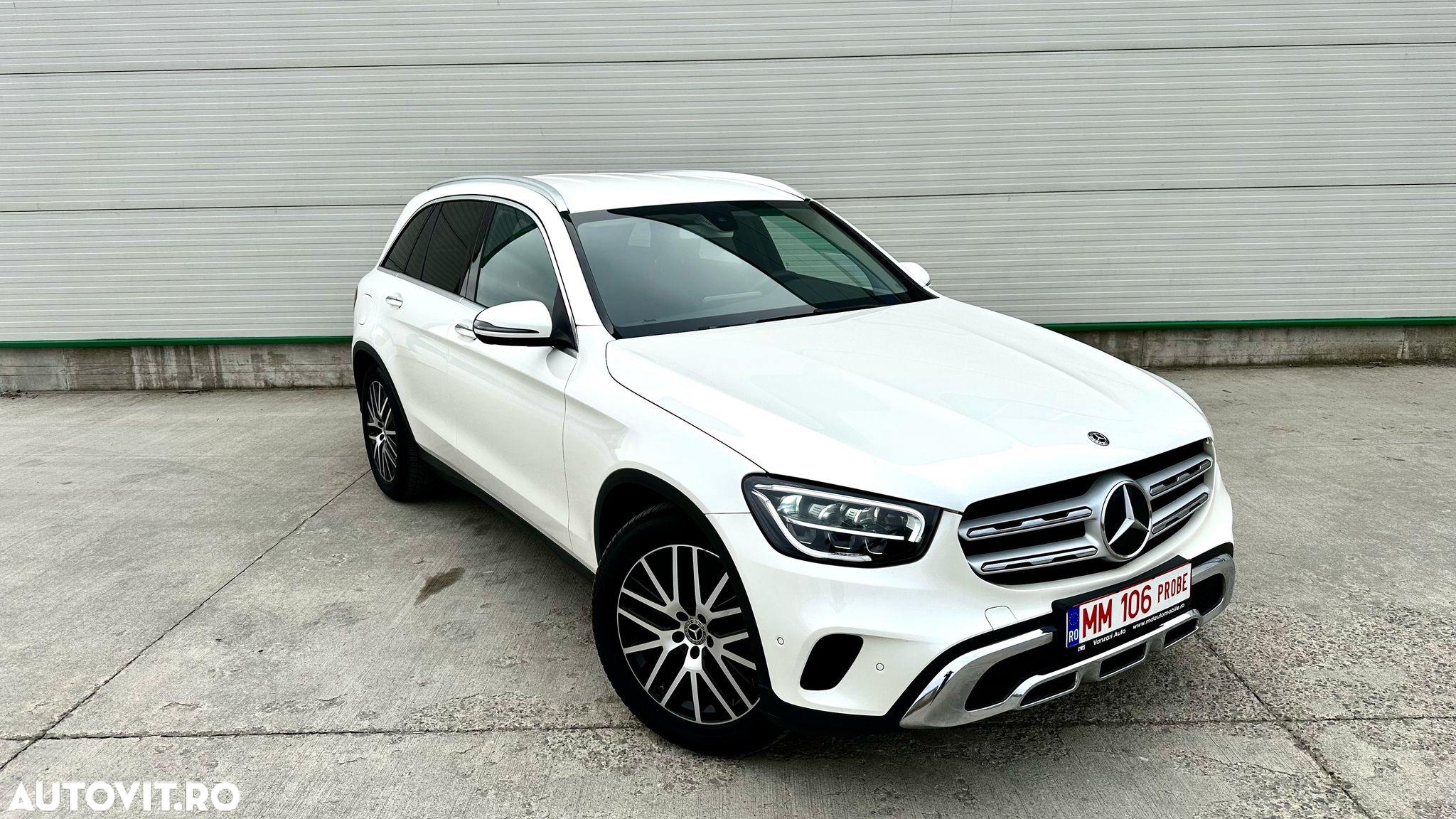 Mercedes-Benz GLC - 31