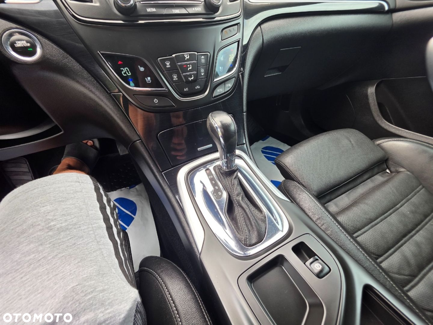 Opel Insignia - 14