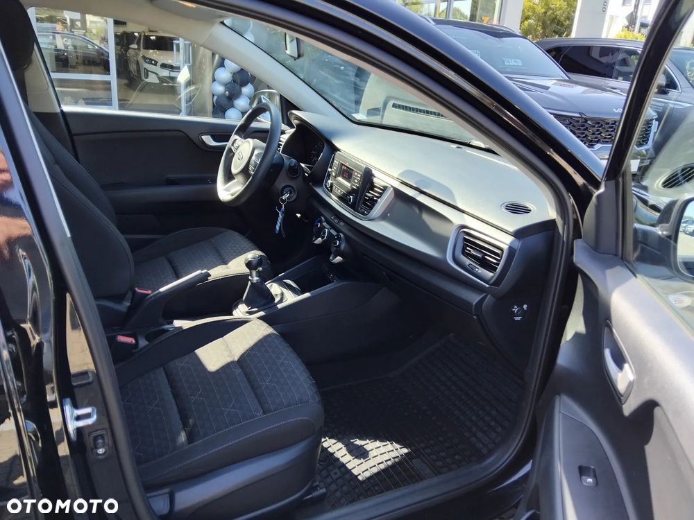 Kia Rio 1.2 M - 22