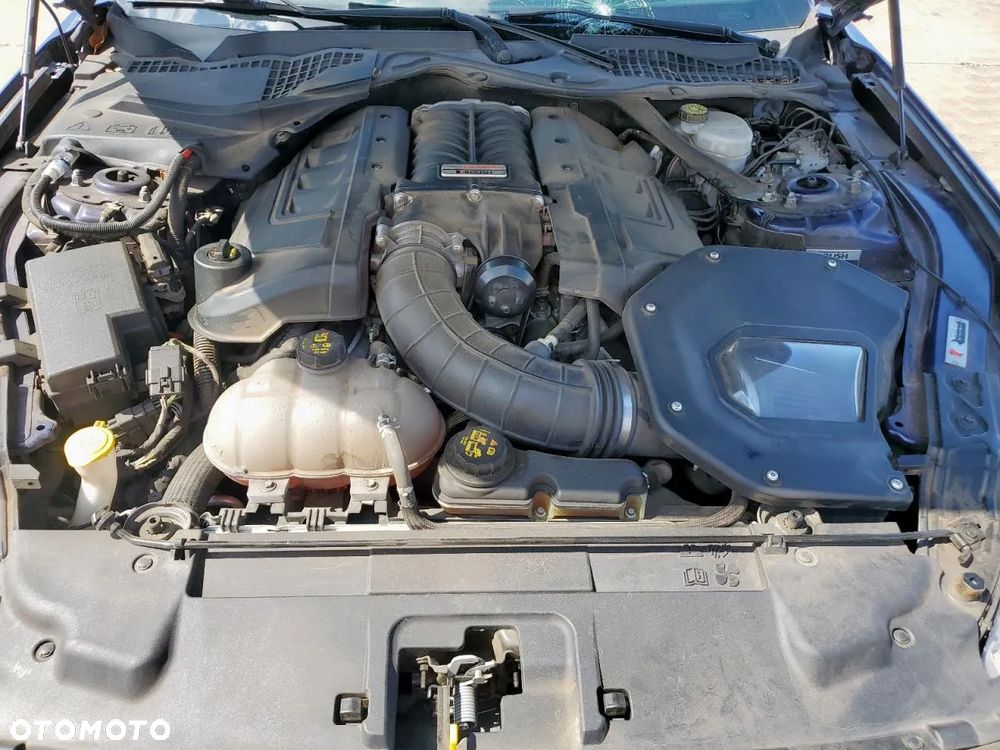 Ford Mustang 5.0 V8 GT - 11