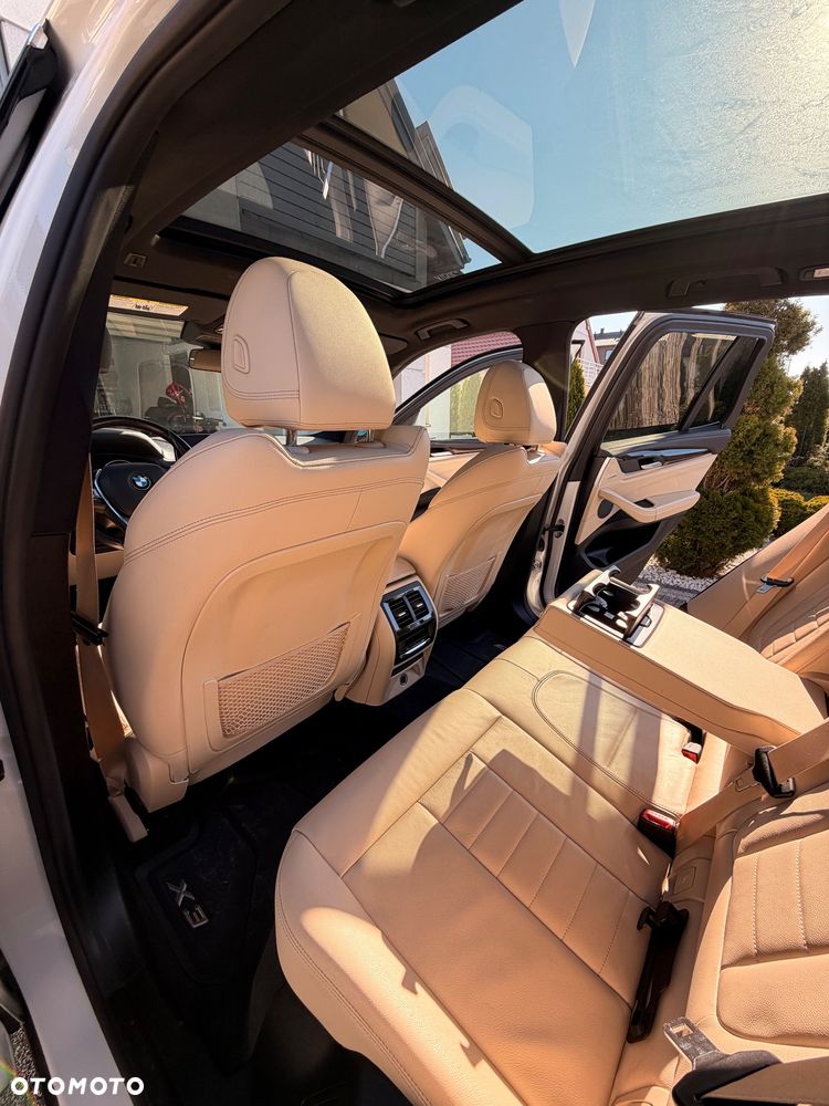 BMW X3 xDrive30i Luxury Line - 34
