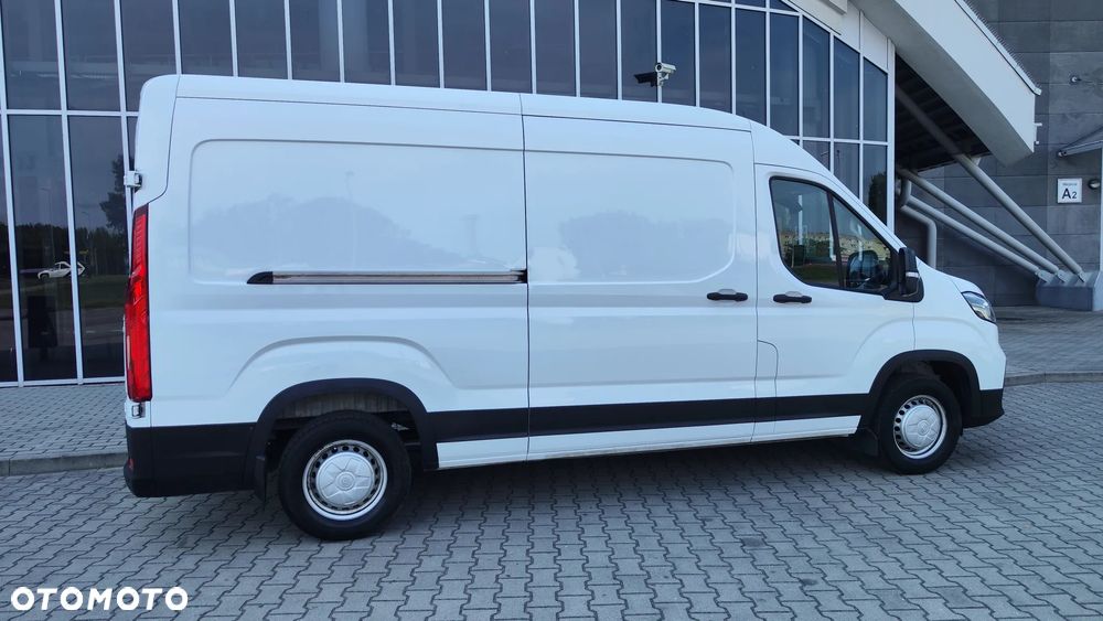 Maxus Deliver 9 - 18