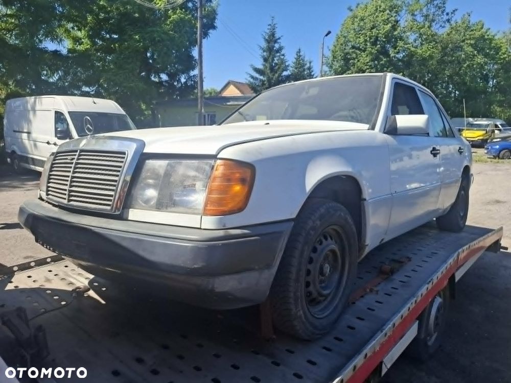 Mercedes 124 - 1