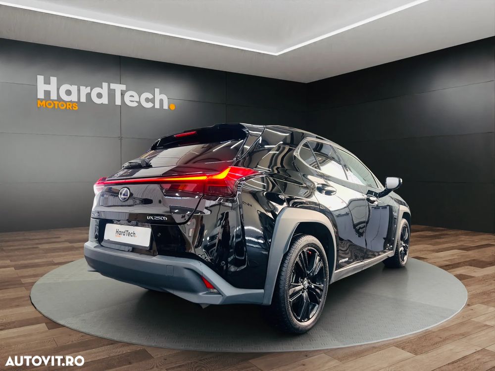 Lexus UX 250h Executive Line - 6