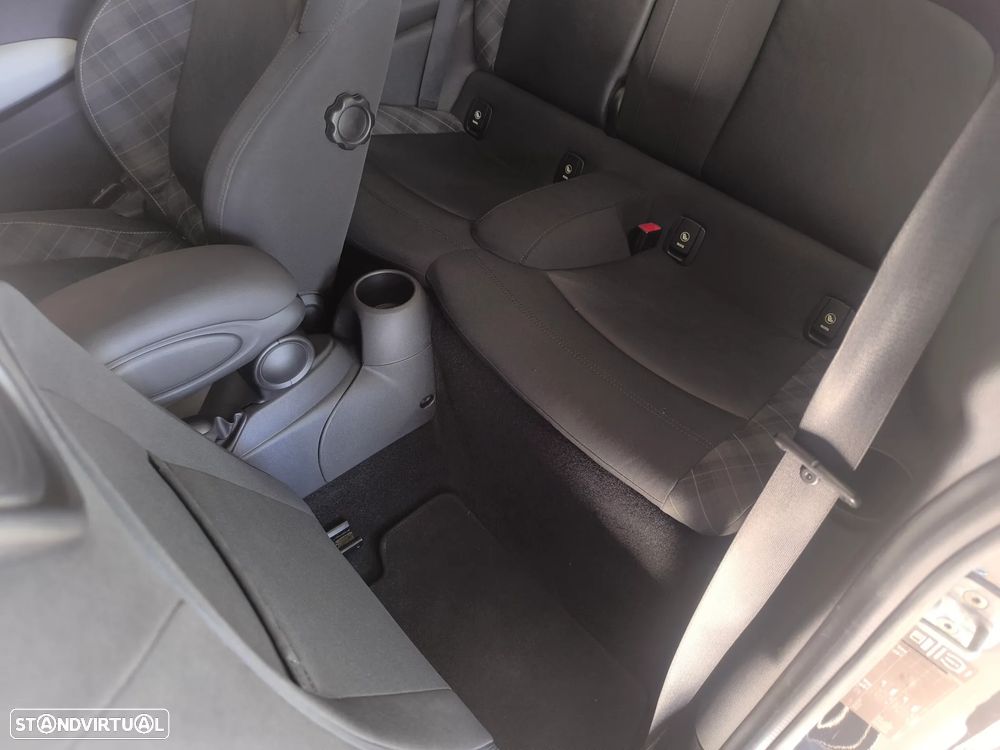 MINI 3 Portas - 10