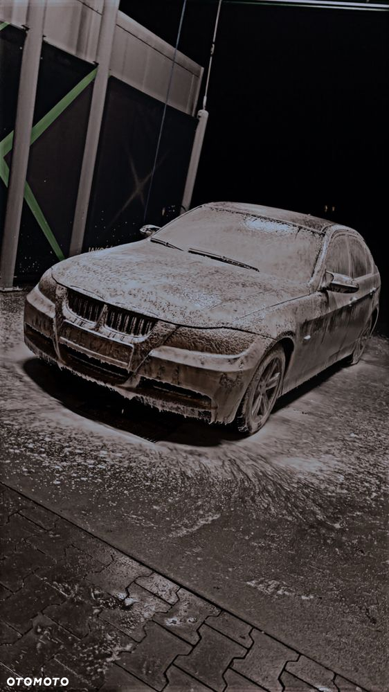 BMW Seria 3 320d DPF Touring - 8