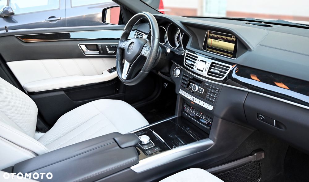 Mercedes-Benz Klasa E 500 4-Matic Avantgarde - 26