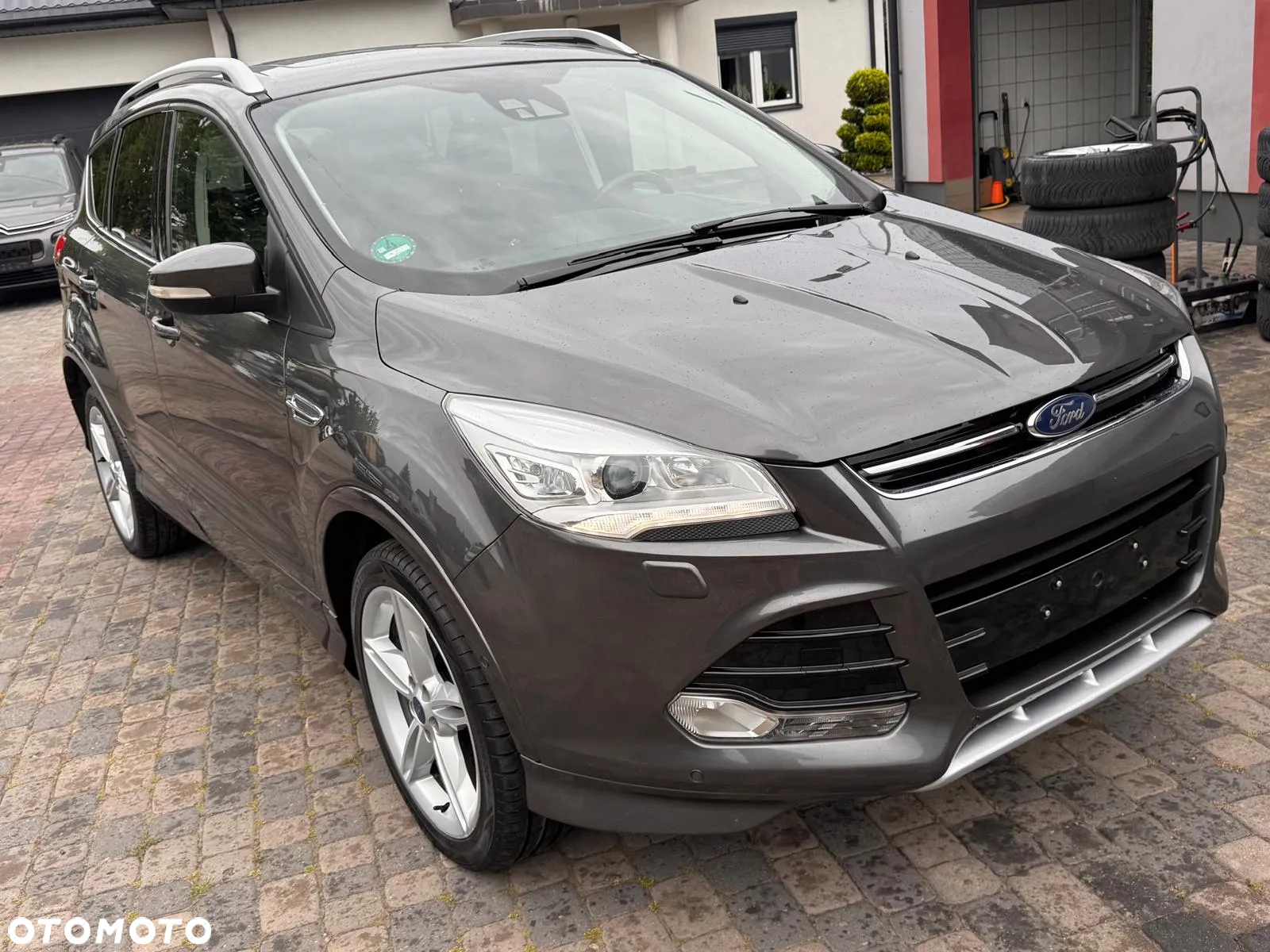 Ford Kuga 2.0 TDCi 4x4 Individual - 2