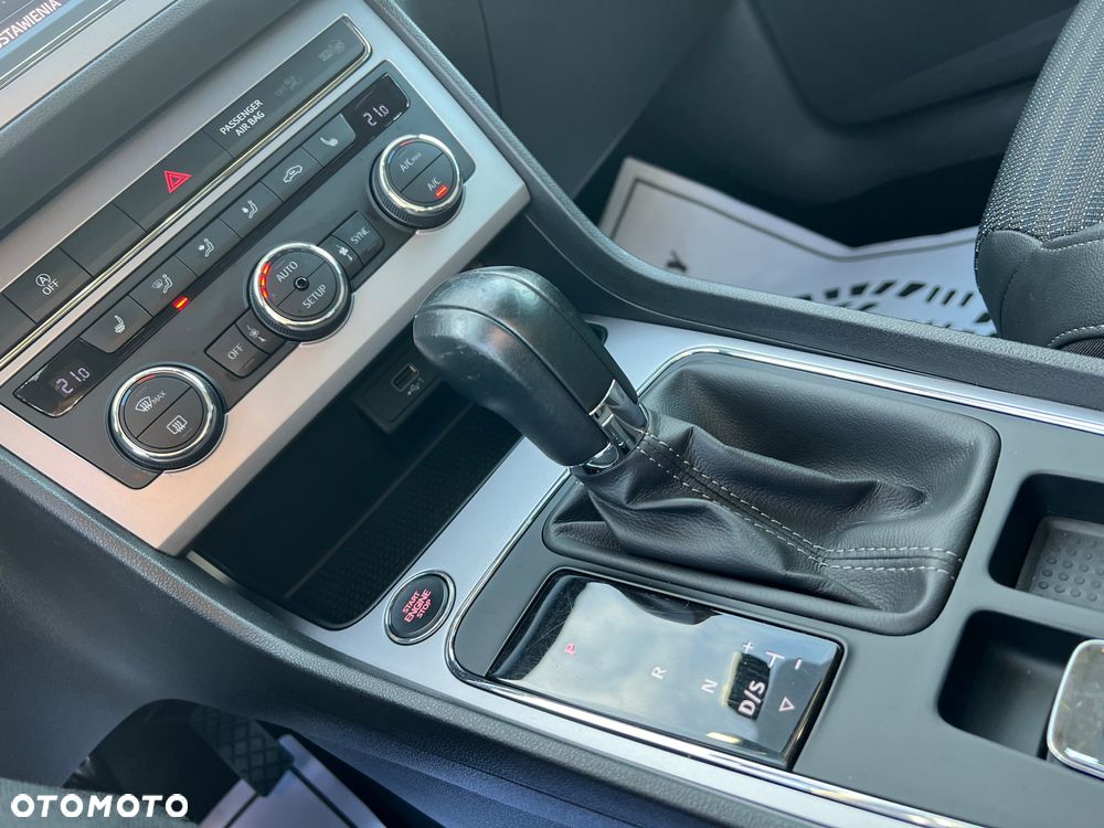 Seat Leon 2.0 TDI Xcellence DSG - 17