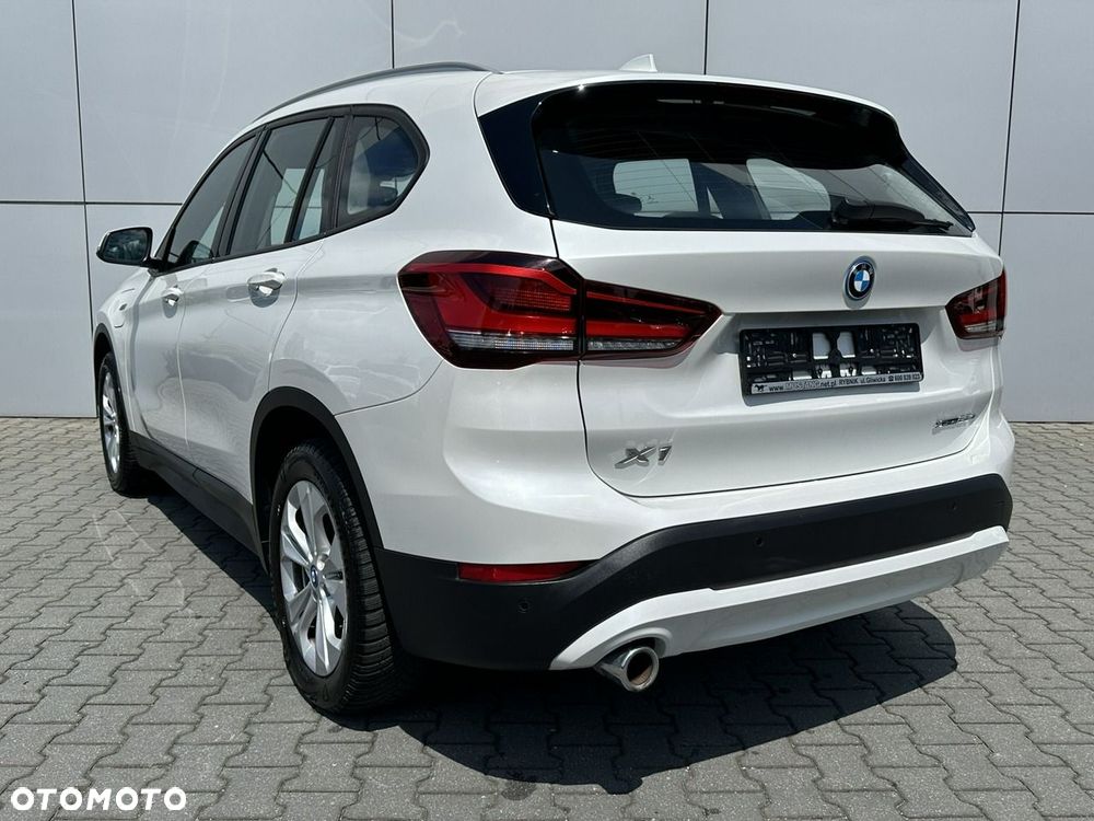 BMW X1 xDrive25e Advantage - 13