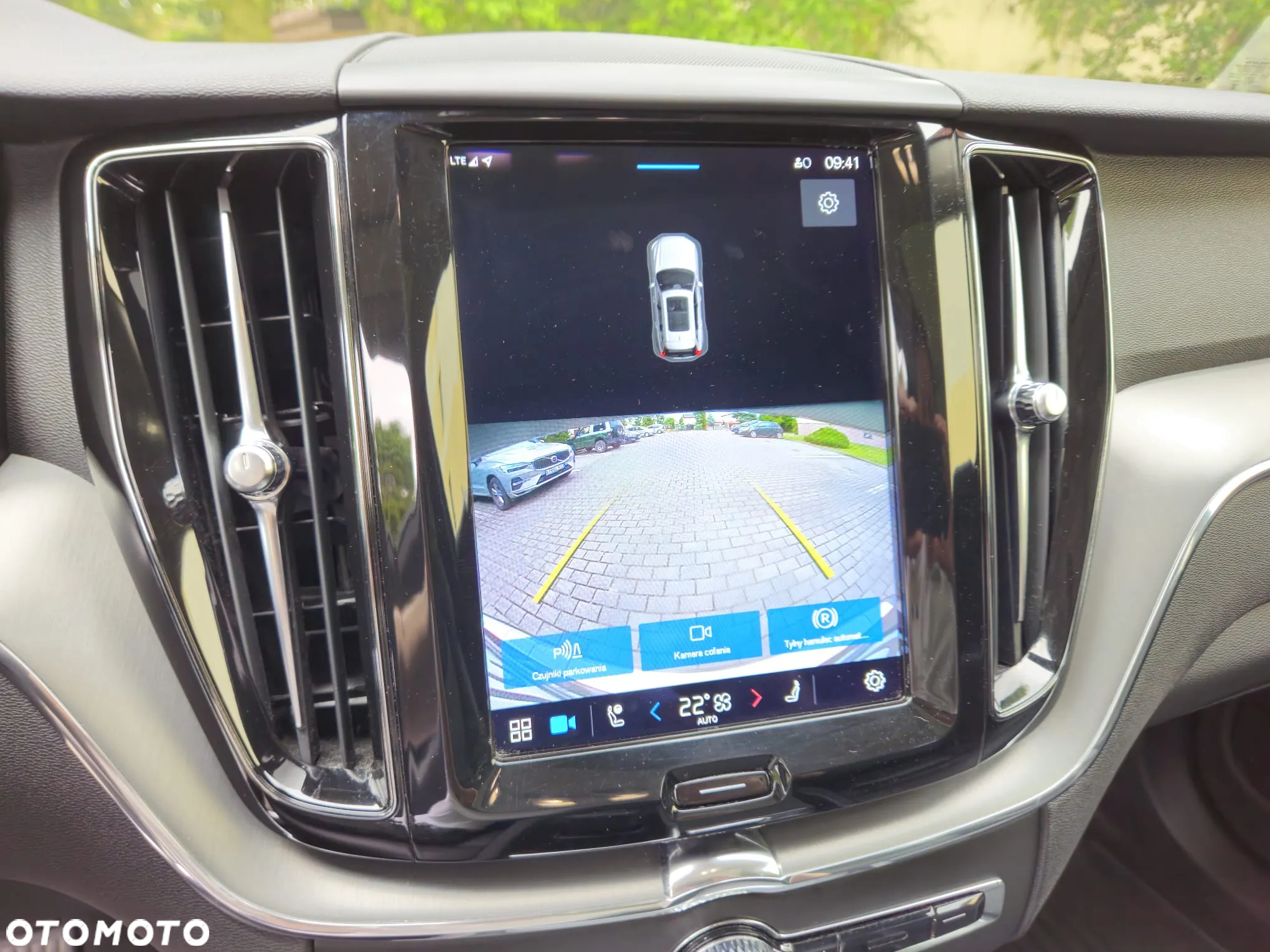 Volvo XC 60 T6 AWD Recharge Geartronic Inscription Expression - 17