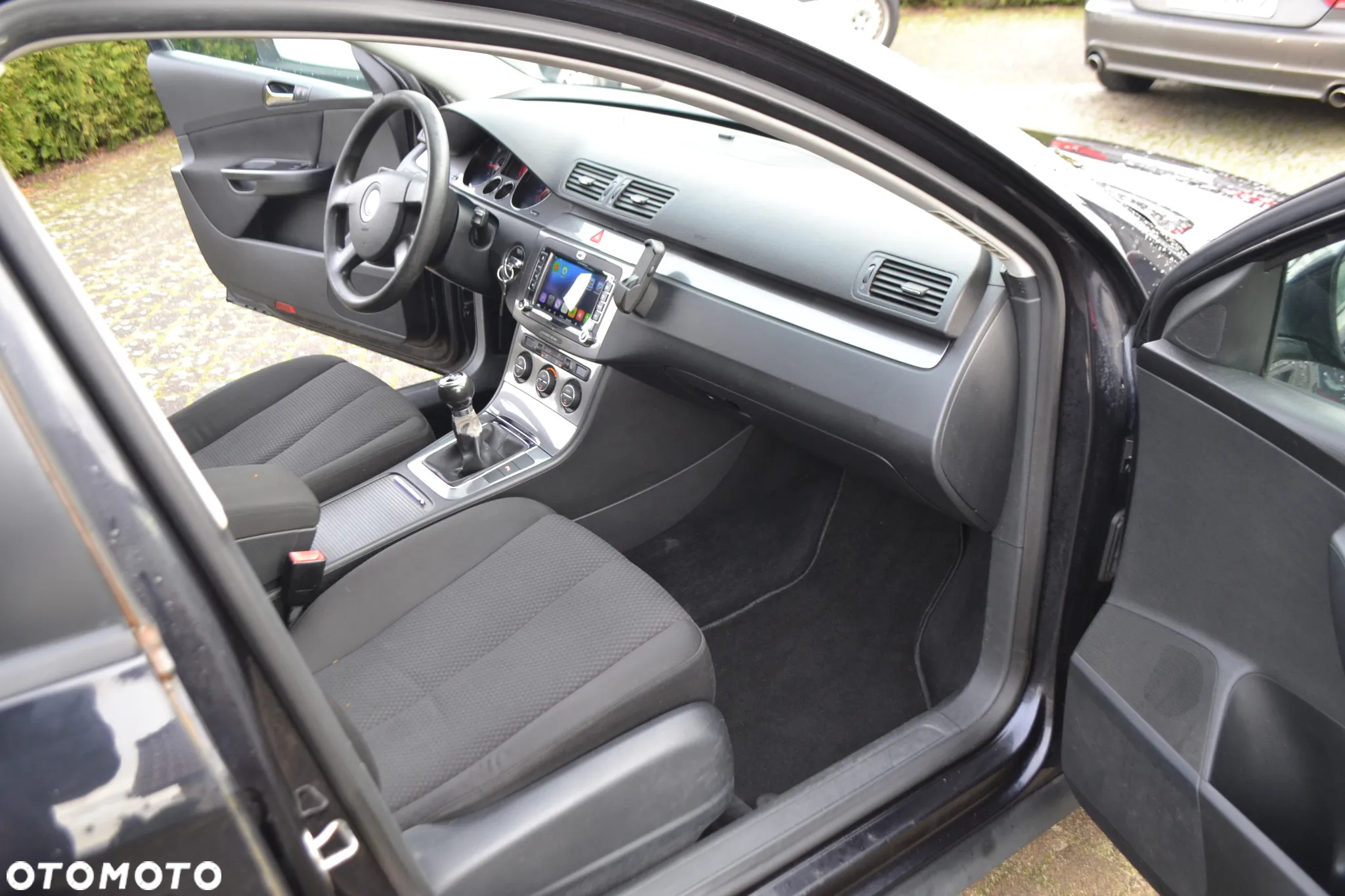 Volkswagen Passat 1.9 TDI Sportline - 11