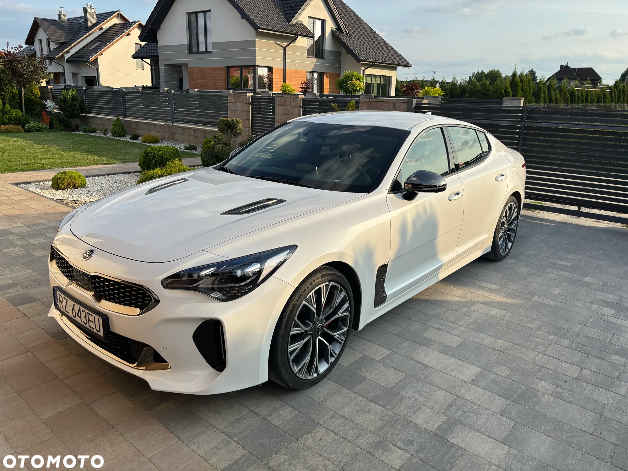 Kia Stinger 2.0 T-GDI GT Line - 6