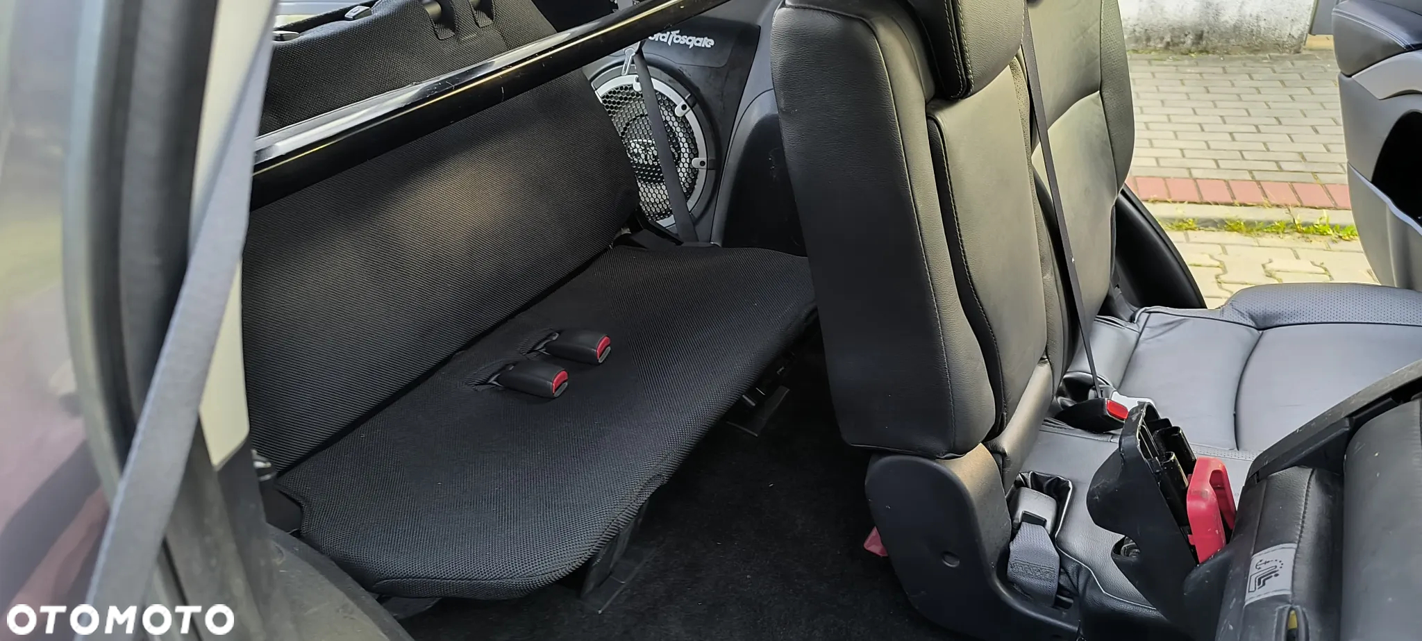 Mitsubishi Outlander 2.4 4WD CVT Intense - 31