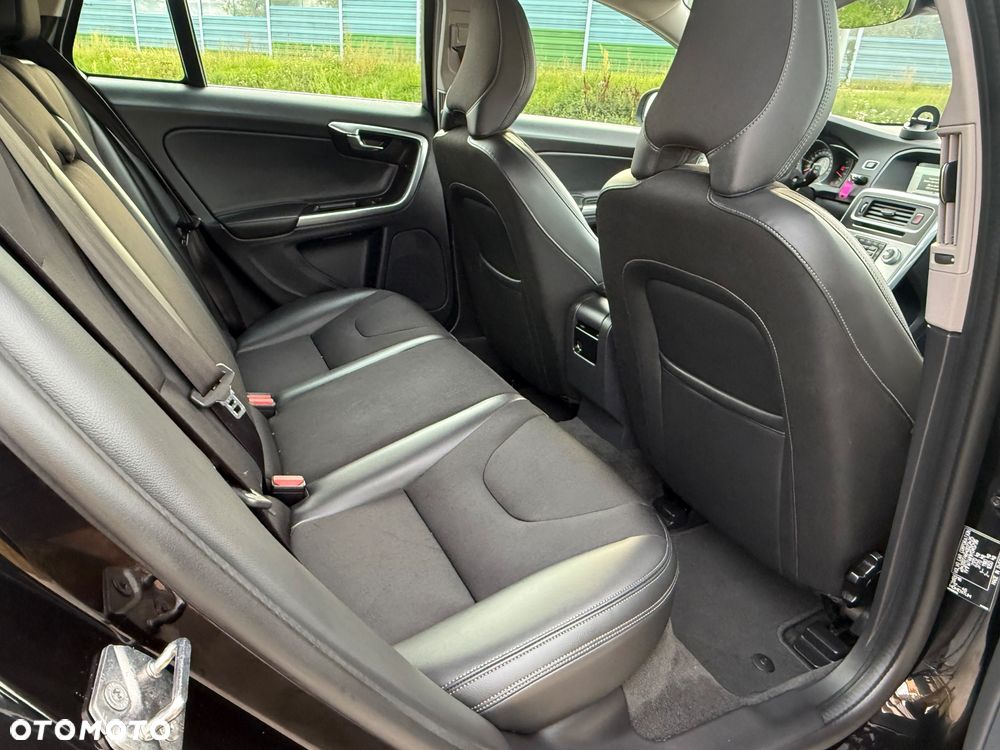 Volvo V60 - 24