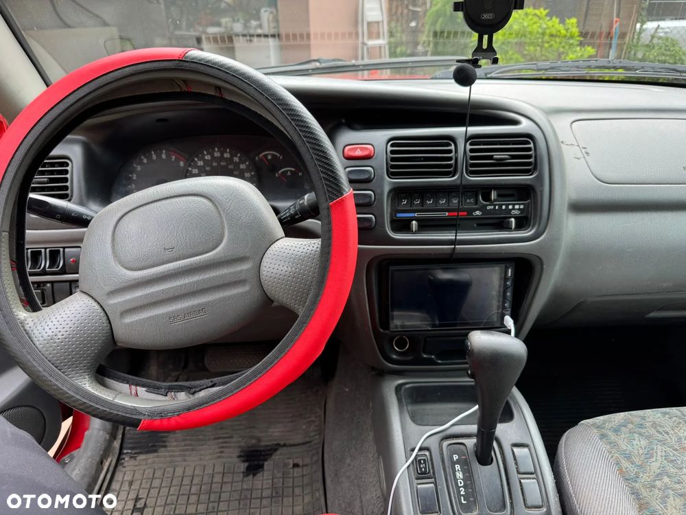 Suzuki Grand Vitara - 9
