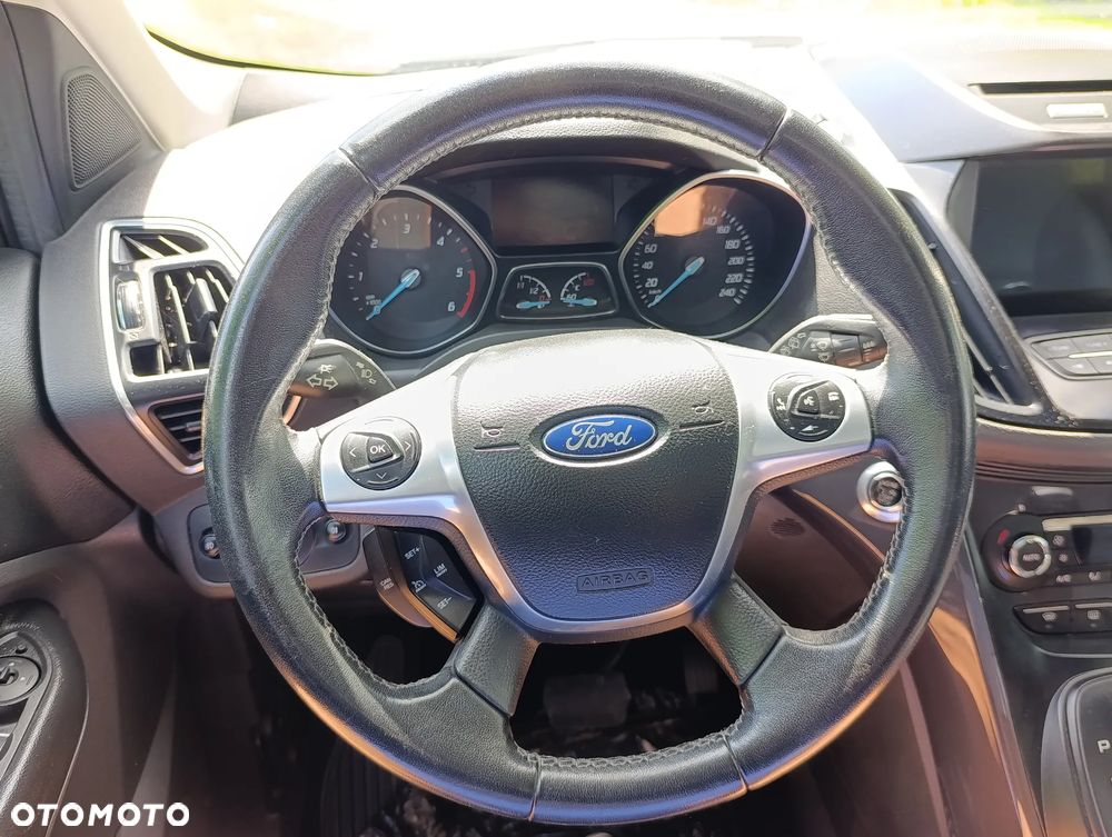 Ford Kuga 2.0 TDCi 4x4 Titanium - 11