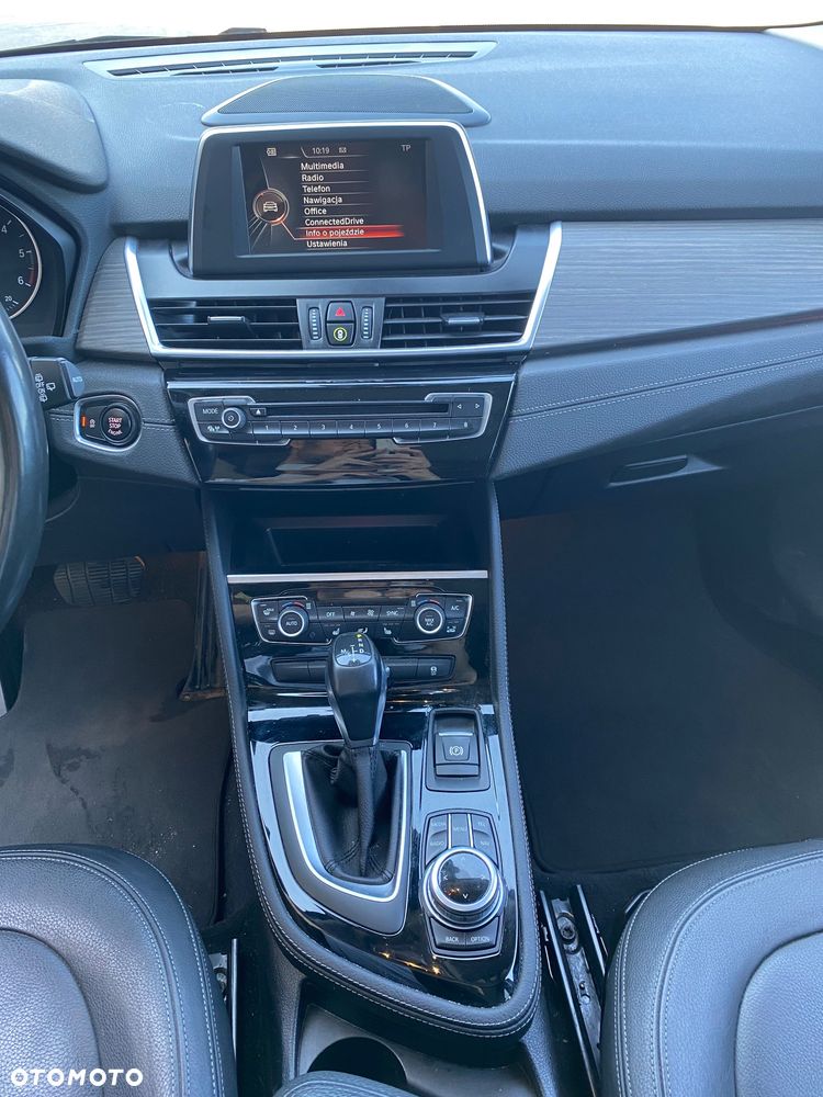 BMW Seria 2 218d xDrive Luxury Line - 9