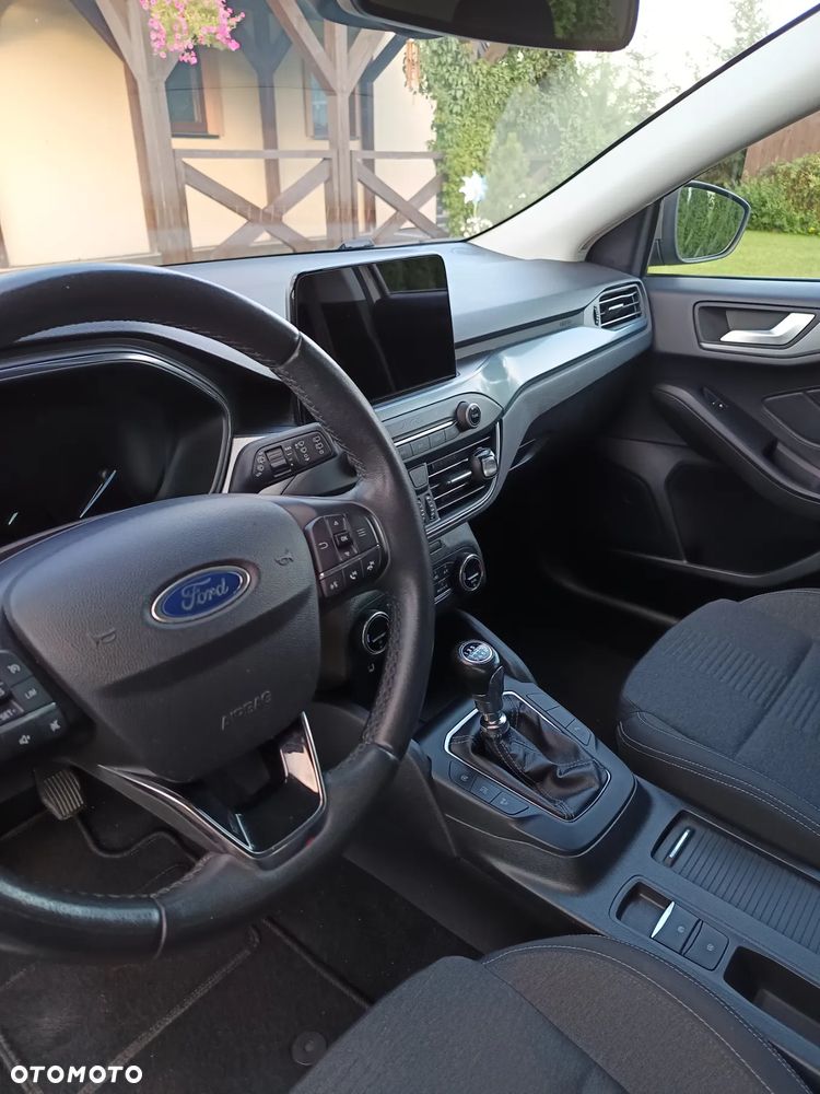 Ford Focus 1.0 EcoBoost Active Business - 6