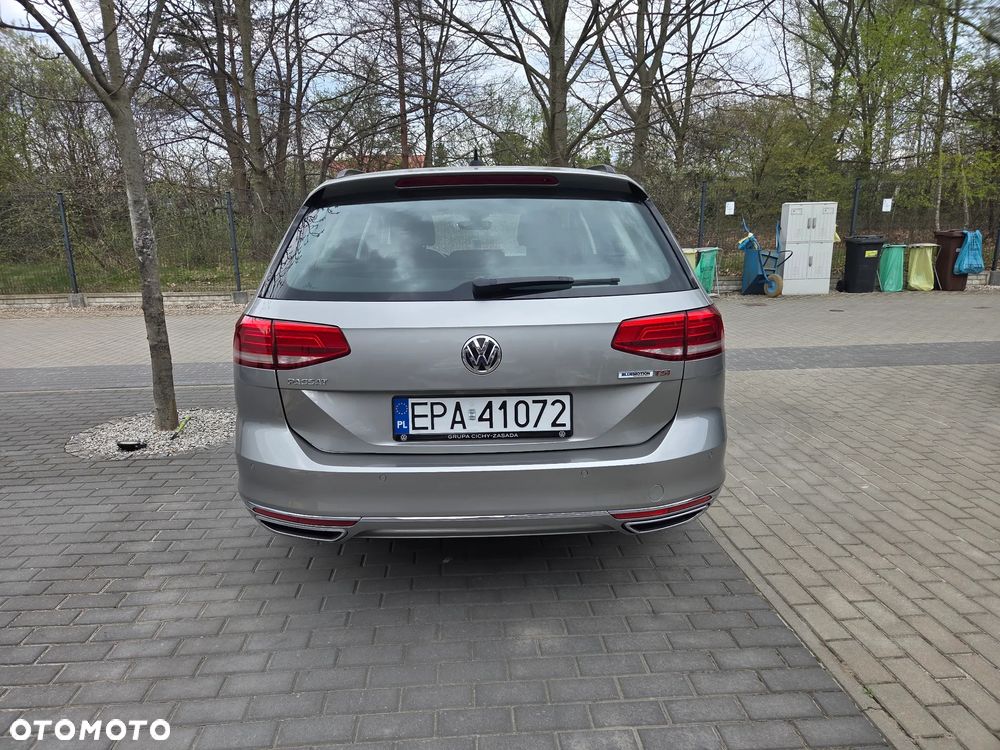 Volkswagen Passat - 10